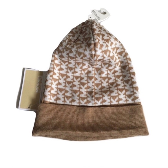 Michael Kors MK Logo Camel Cream Beanie - Picture 2 of 7
